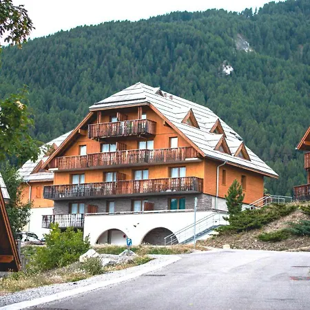 4 Personnes Avec Balcon Et Parking A Pra Loup 1500 - Fr-1-504-229 Daire *